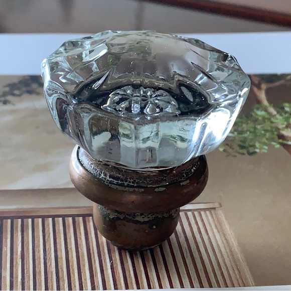 Vintage Glass Brass Doorknob - Picture 10 of 13